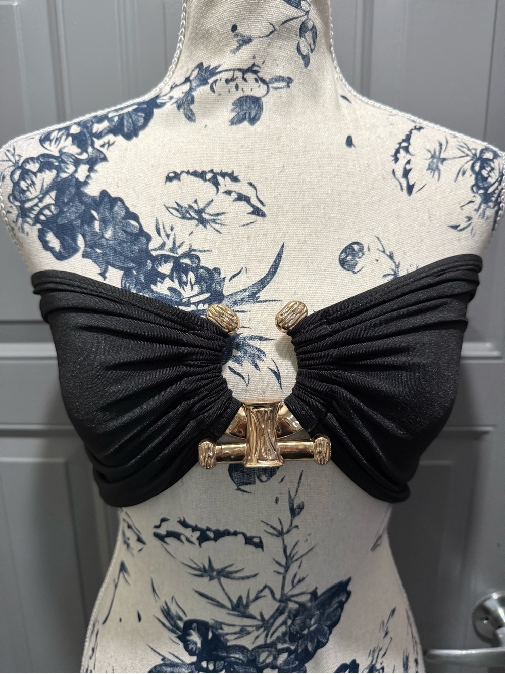 Pretty Little Thing- Black Bandeau Bikini Top with Gold Tone Accent-(6)